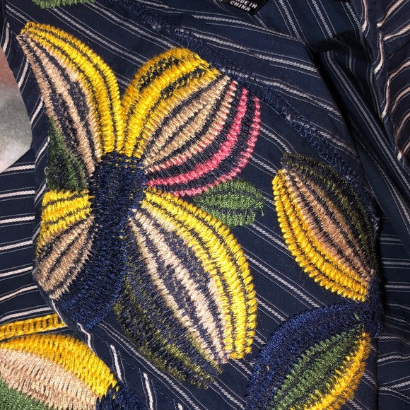 Madewell Embroidered Blue/White Top Size S NWOT - Picture 11 of 11